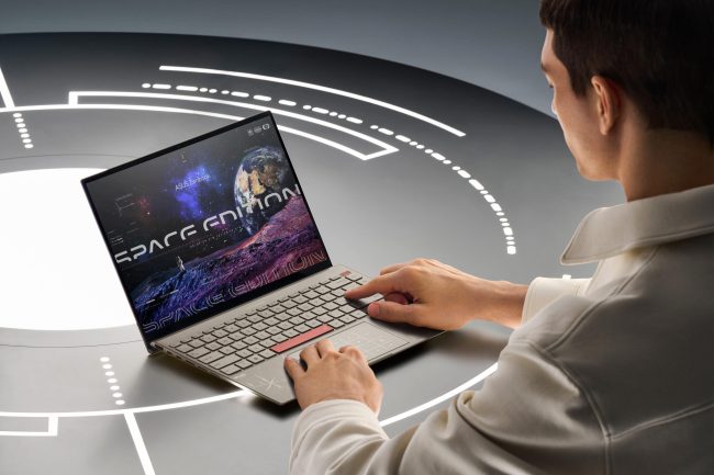 L'Asus Zenbook 14 OLED Space Edition paré pour l'espace