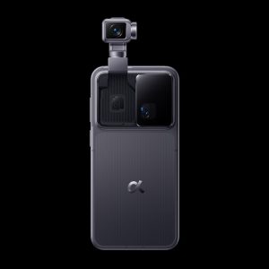 Zoom sur le dos texturé du nouvel Alpha, révélant son module caméra révolutionnaire monté sur un gimbal intégré. Une prouesse d'ingénierie conçue pour capturer l'instant avec une précision cinématographique, même en plein mouvement.