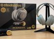 L’Arctis Nova Pro Omni, SteelSeries mise sur une expérience multisource, capable de jongler en temps réel entre console, PC et smartphone. (Photo Objets du Futur)