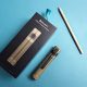 ccccccccccccccccccccccccccccccccccccccccccccccccLa puissante Baton Ultra de Olight donne immédiatement une sensation de robustesse. (Photo Objets du Futur)