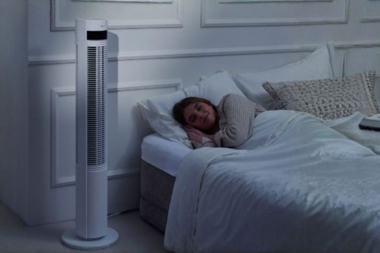 Duux Elevate Smart, le ventilateur colonne connecté silencieux.