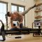 Avec l’Ultra 1 Reformer, NordicTrack transforme le traditionnel appareil de Pilates en véritable équipement connecté.