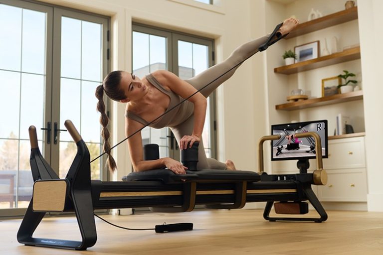 Avec l’Ultra 1 Reformer, NordicTrack transforme le traditionnel appareil de Pilates en véritable équipement connecté. Avec l’Ultra 1 Reformer, NordicTrack transforme le traditionnel appareil de Pilates en véritable équipement connecté.