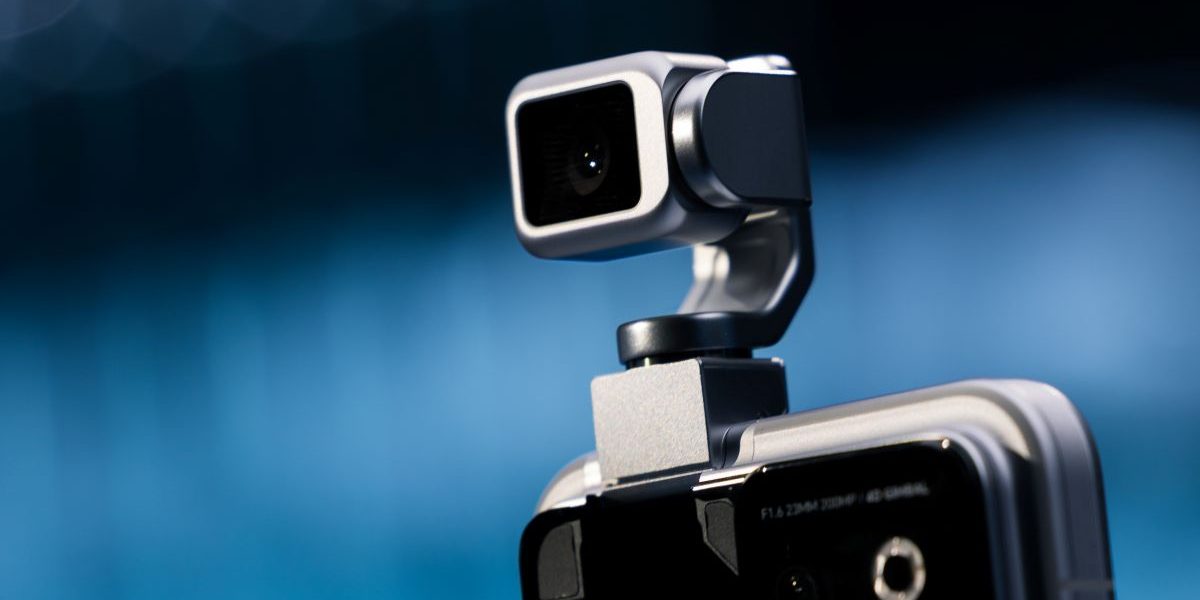HONOR Robot Phone avec sa caméra motorisée HONOR Robot Phone avec sa caméra motorisée