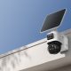 Le gabarit imposant des eufyCam S4 est la contrepartie de leur triple optique, de leur motorisation et de leur panneau solaire intégré.