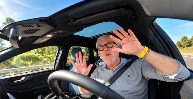 Avec Blue Cruise de Ford on peut rouler sans les mains. (Photo Objets du Futur) Avec Blue Cruise de Ford on peut rouler sans les mains. (Photo Objets du Futur)