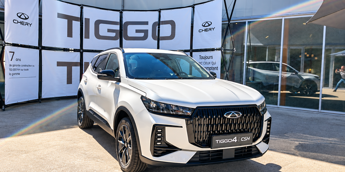 Le Chery Tiggo 4 CSH exposé lors de la présentation française de la marque. Le SUV doit compléter la gamme Chery en France après les Tiggo 7 et Tiggo 8. (Photo Objets du Futur) Le Chery Tiggo 4 CSH exposé lors de la présentation française de la marque. Le SUV doit compléter la gamme Chery en France après les Tiggo 7 et Tiggo 8. (Photo Objets du Futur)