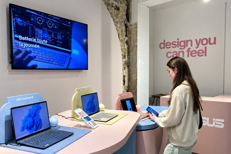 Le Zenbook Café à Paris. (Photo Objets du Futur) Le Zenbook Café à Paris. (Photo Objets du Futur)